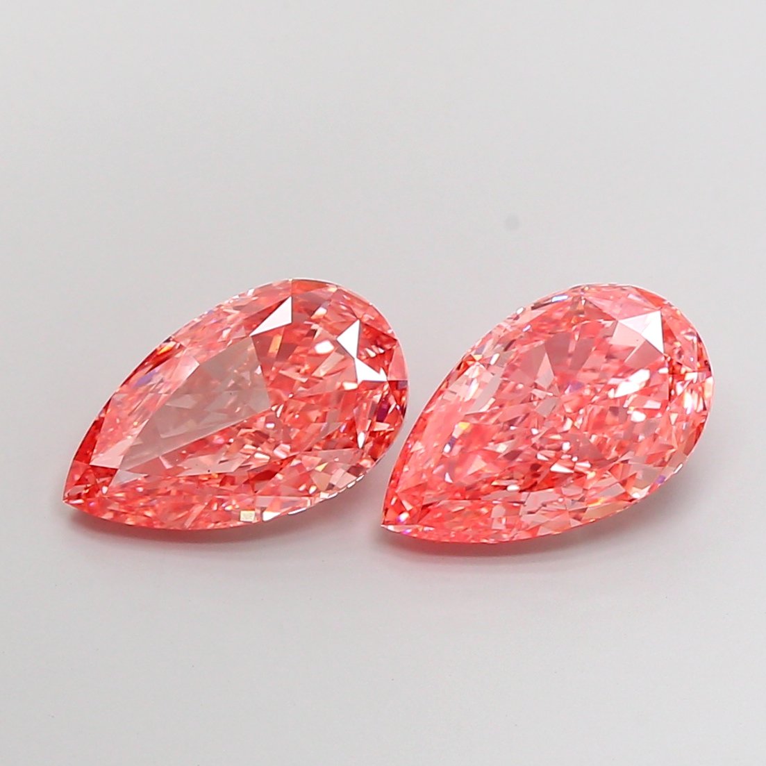 Pear 5.03ct VS1 Fancy Vivid Pink Lab Grown Diamond
